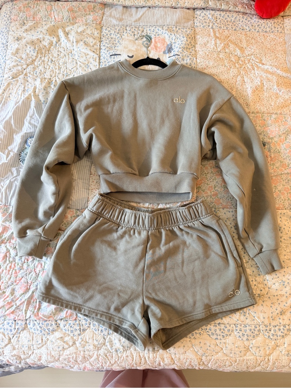 Alo Accolade Set